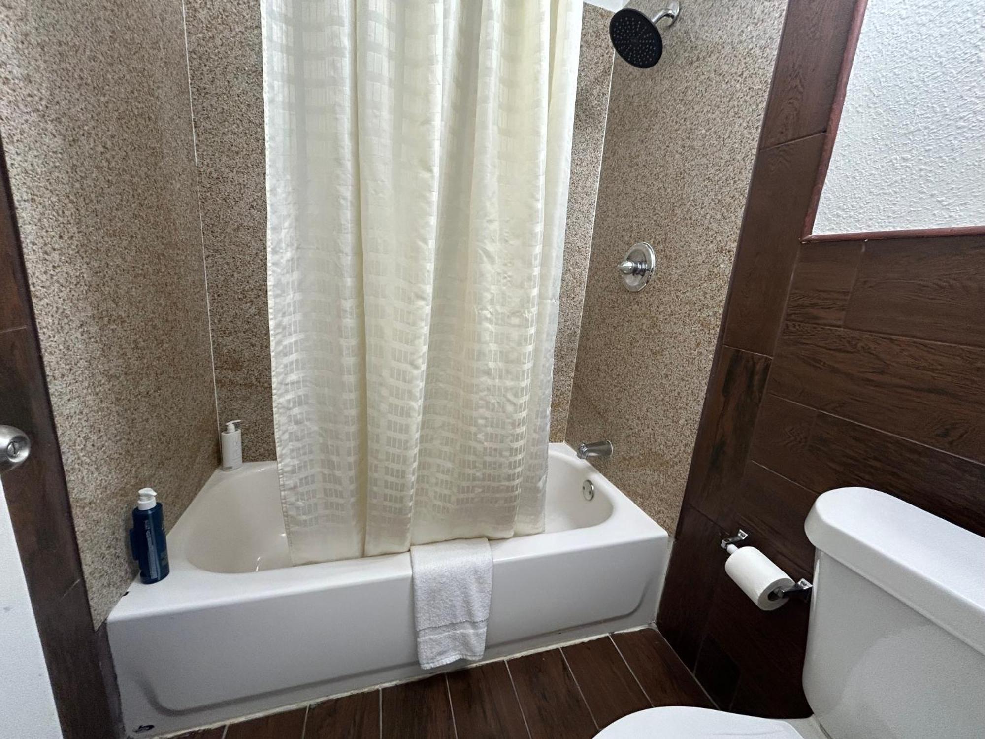 Quest Inn Weatherford Zewnętrze zdjęcie